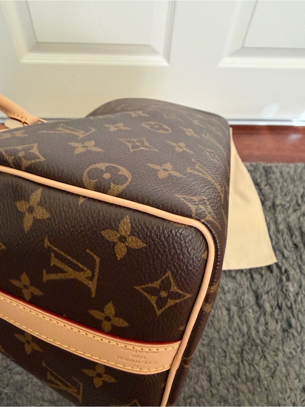 Louis Vuitton Speedy Bandouliere 25 Bag - Picture 10 of 16